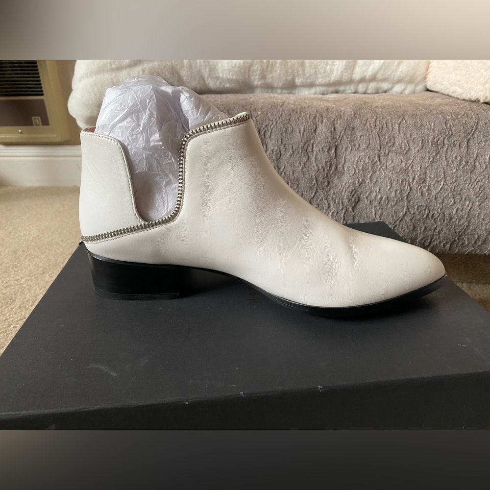 Halogen boots - Picture 3 of 4